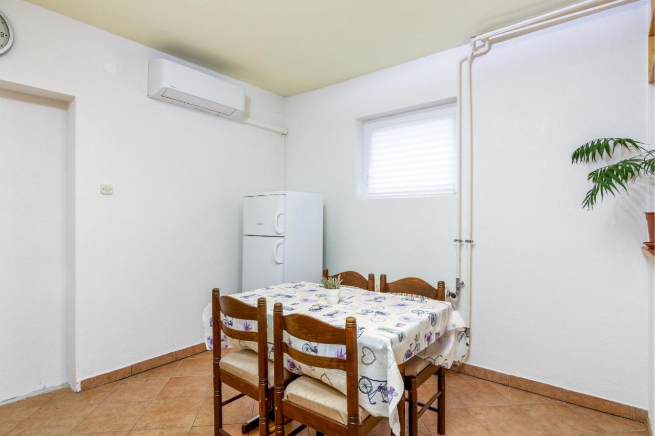 Apartment Buzet 17562A Экстерьер фото
